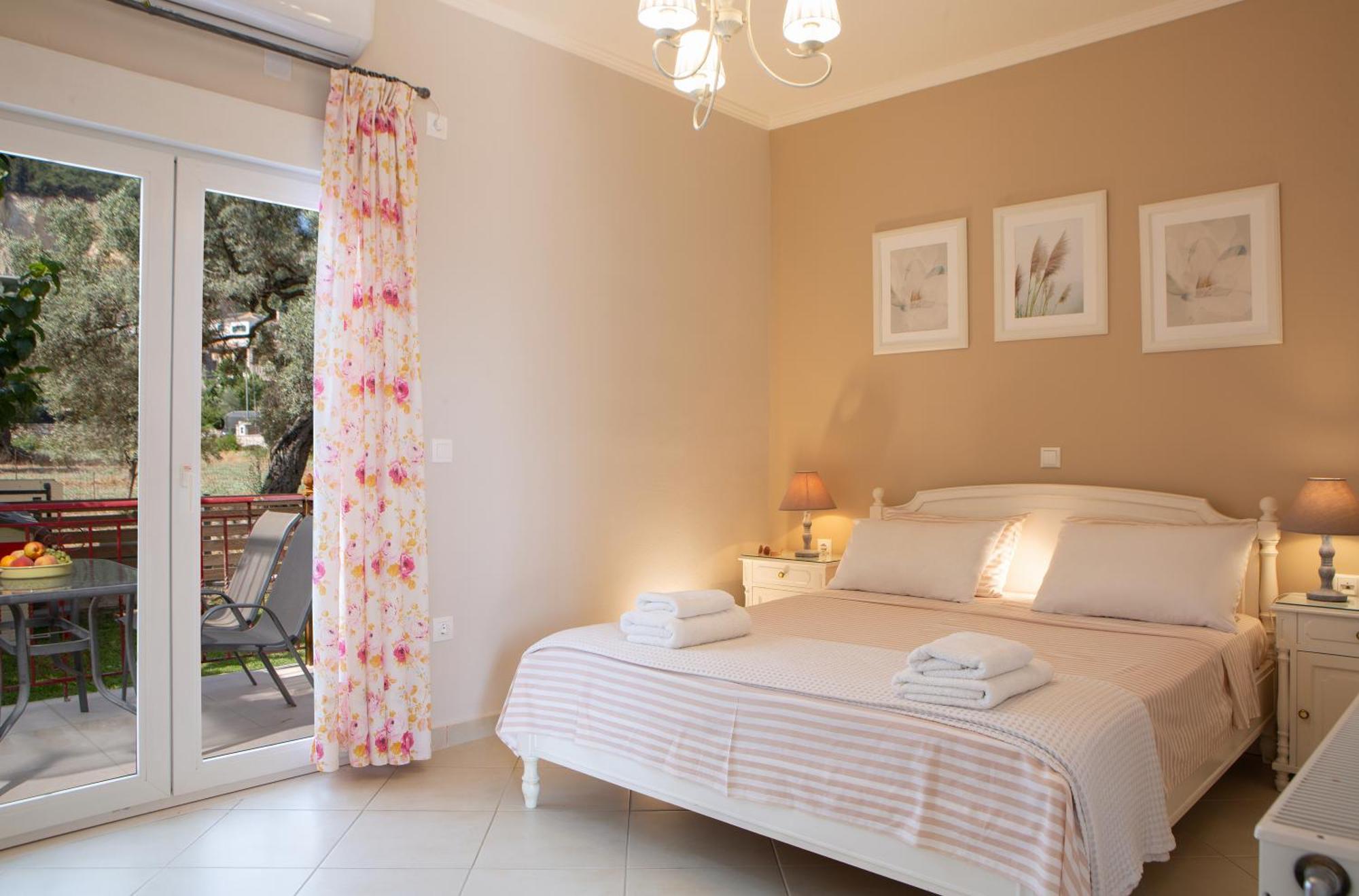 Levanda Cozy Apartments Apolpaina Exterior photo