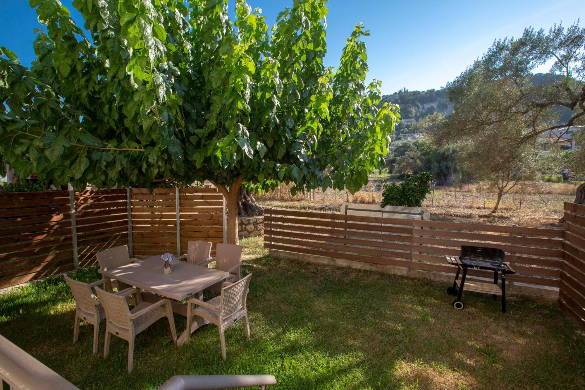 Levanda Cozy Apartments Apolpaina Exterior photo
